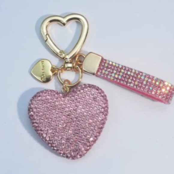 Bougie Bella's Show Giveaway 🐶 - Picture 4 of 14